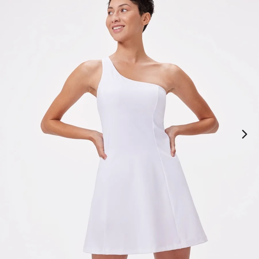 Brand new white one shoulder exercise dress from Outdoor Voices!